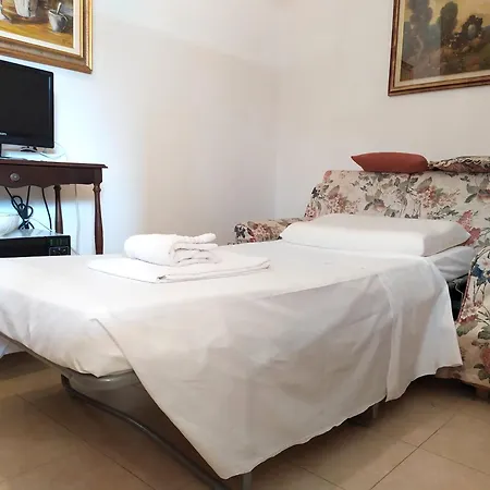 Casa Fiorella - - Parcheggio Gratuito Apartment *