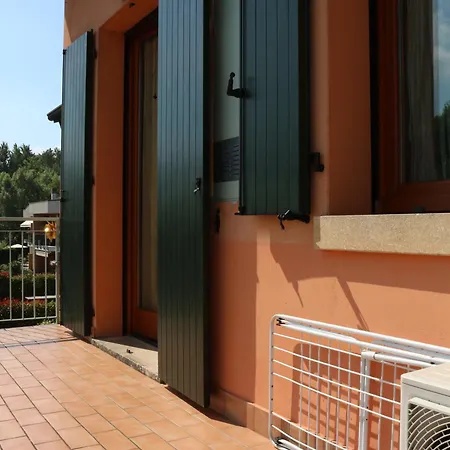 Apartment Casa Fiorella - - Parcheggio Gratuito